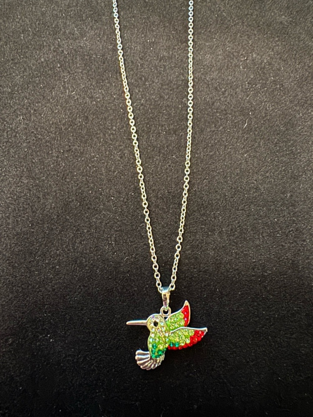 NWOT Jewel Hummingbird Pendant Necklace Green & Pink